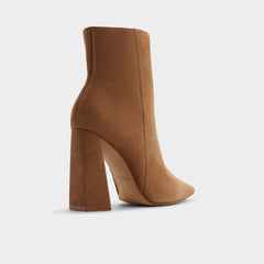 Carredendar in Tan - Ankle boot, Block heel