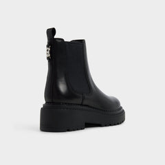 Bestina in Black - Chelsea boot, Lug sole