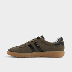 Chicsneaker in Olive - Low top sneaker, Cup sole