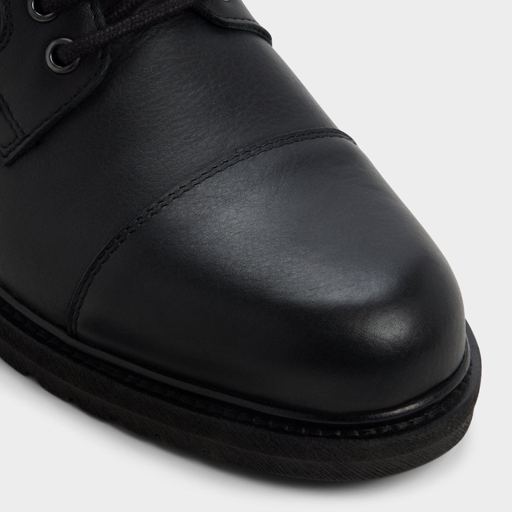 Quaid in Black - Lace-up boot