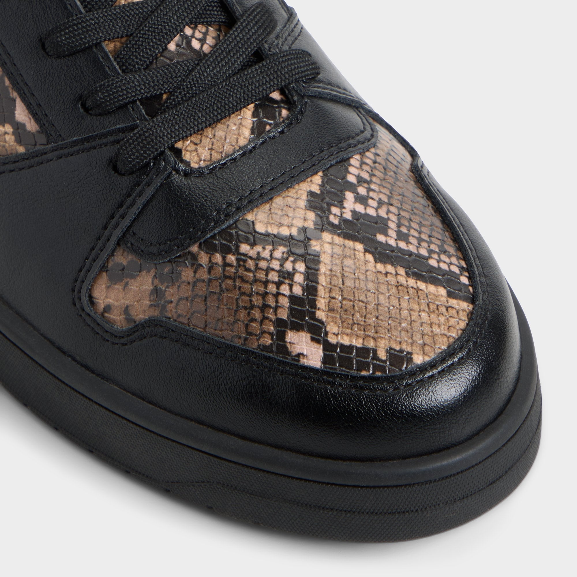 Zethan in Black Combo 14189410 - Low top sneaker