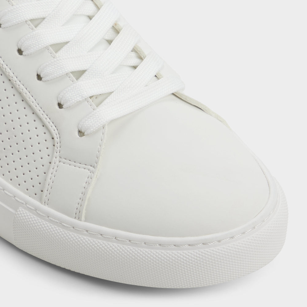 Xavier in White 14204477 - Low top sneaker