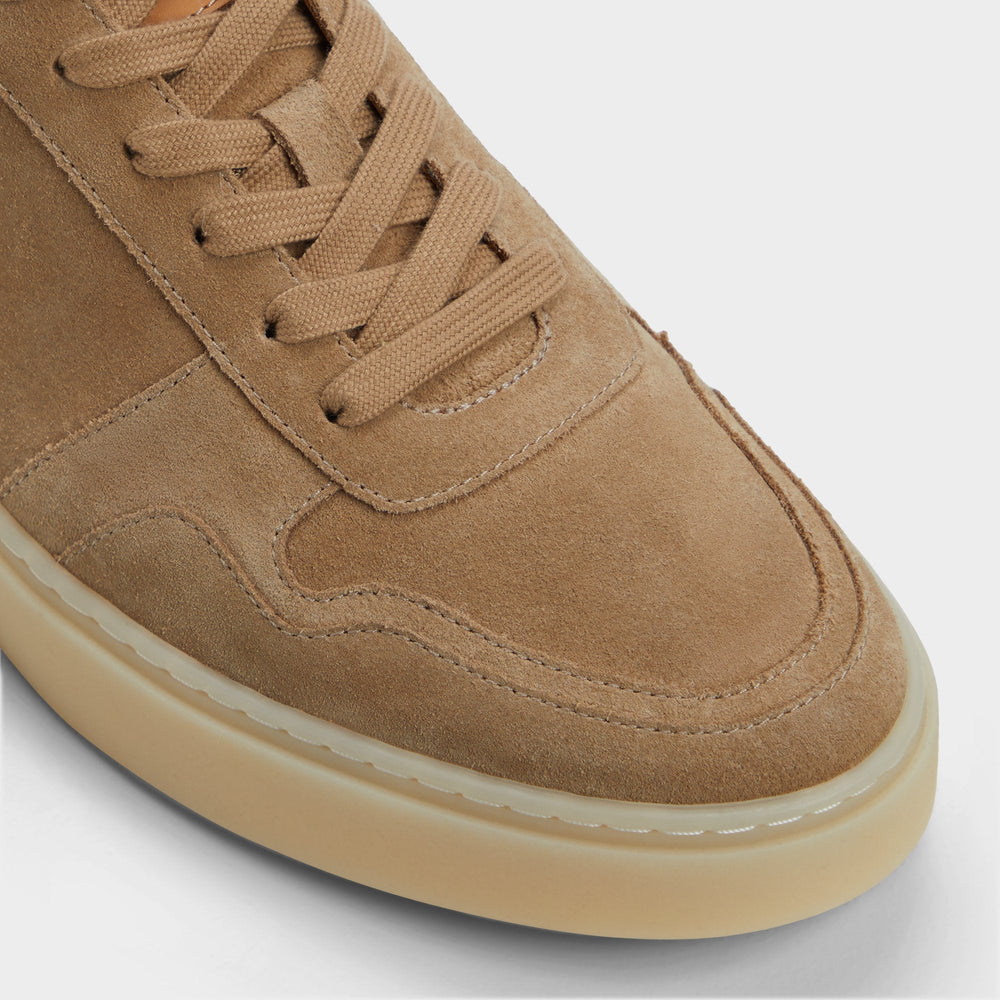 Montie in Cognac - Low top sneaker, Cup sole