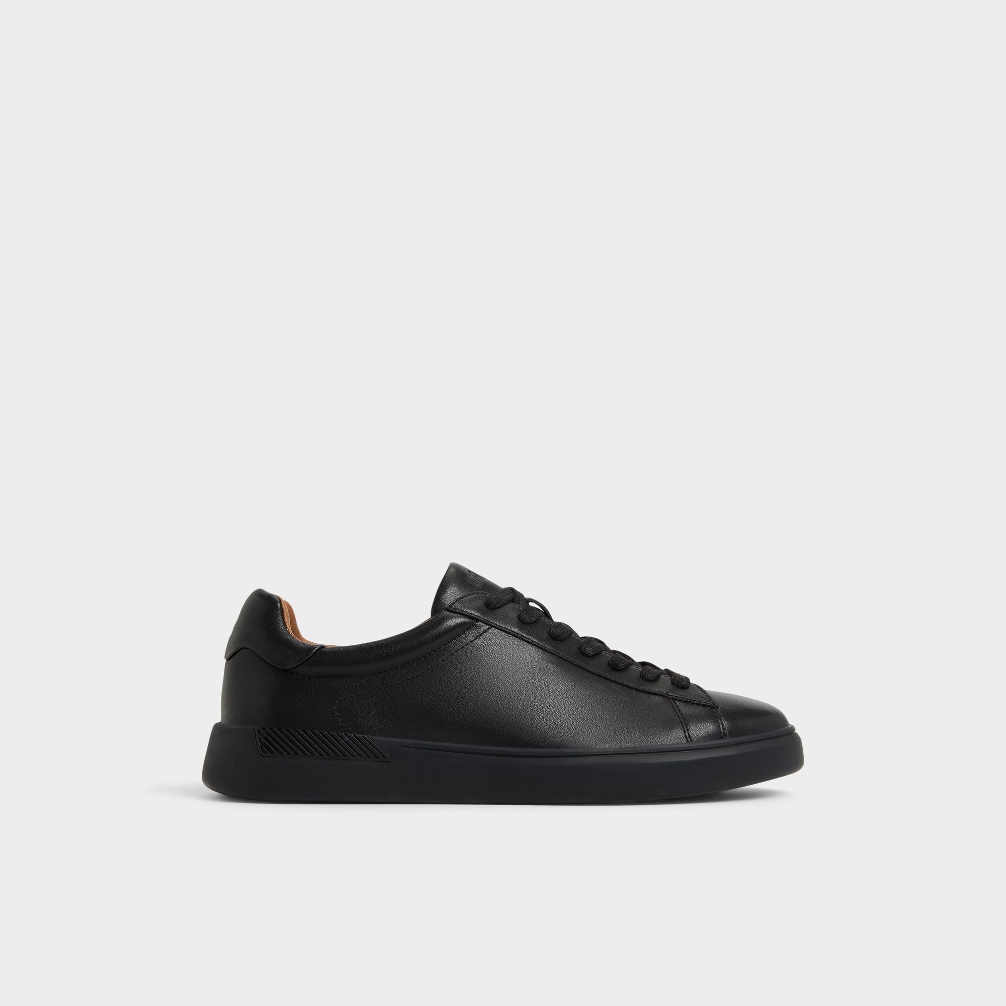 Seeger in Other Black - Low top sneaker, Cup sole