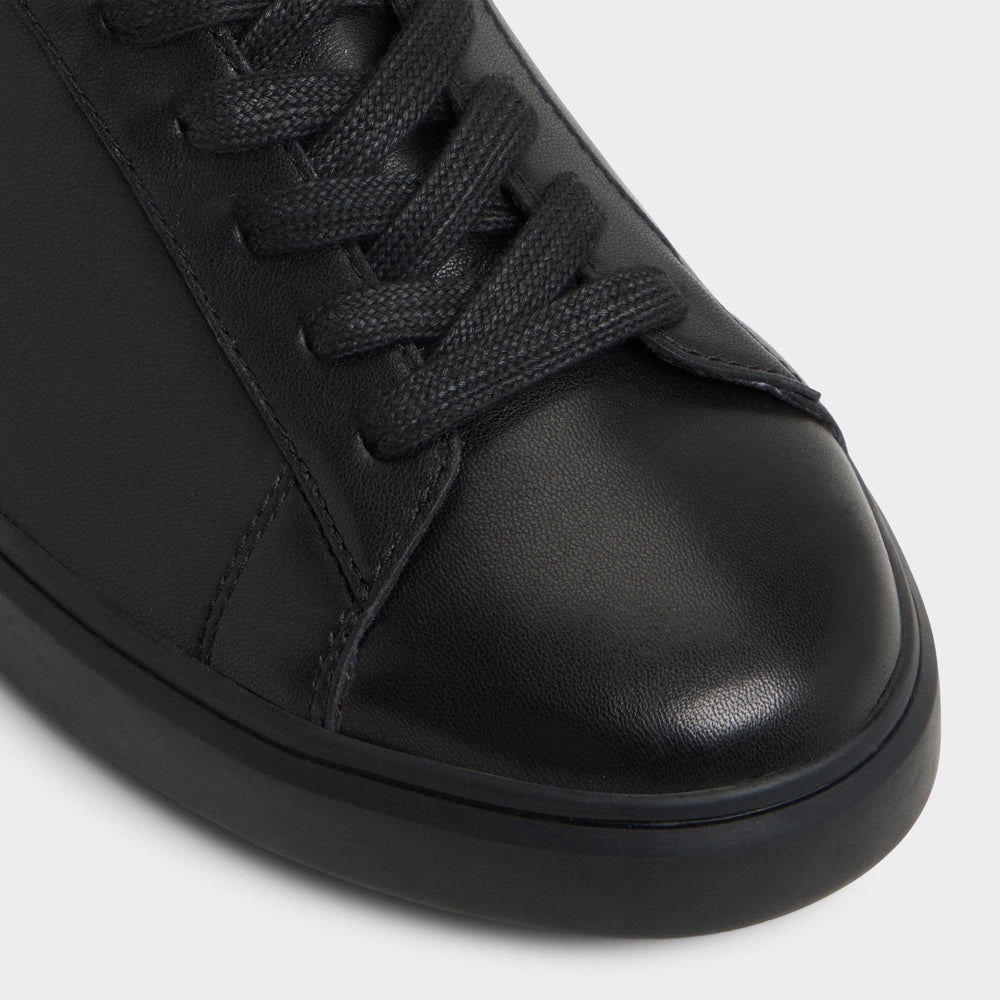 Seeger in Other Black - Low top sneaker, Cup sole