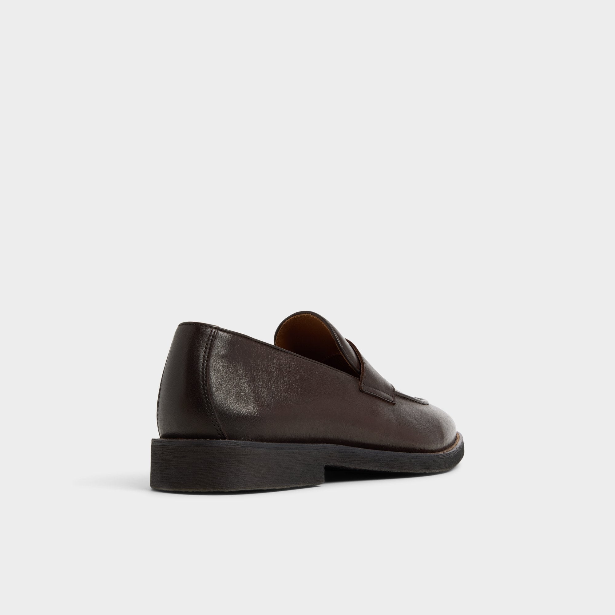 Mack in Dark Brown - Loafer