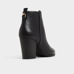 Noemia in Black - Ankle boot, Block heel
