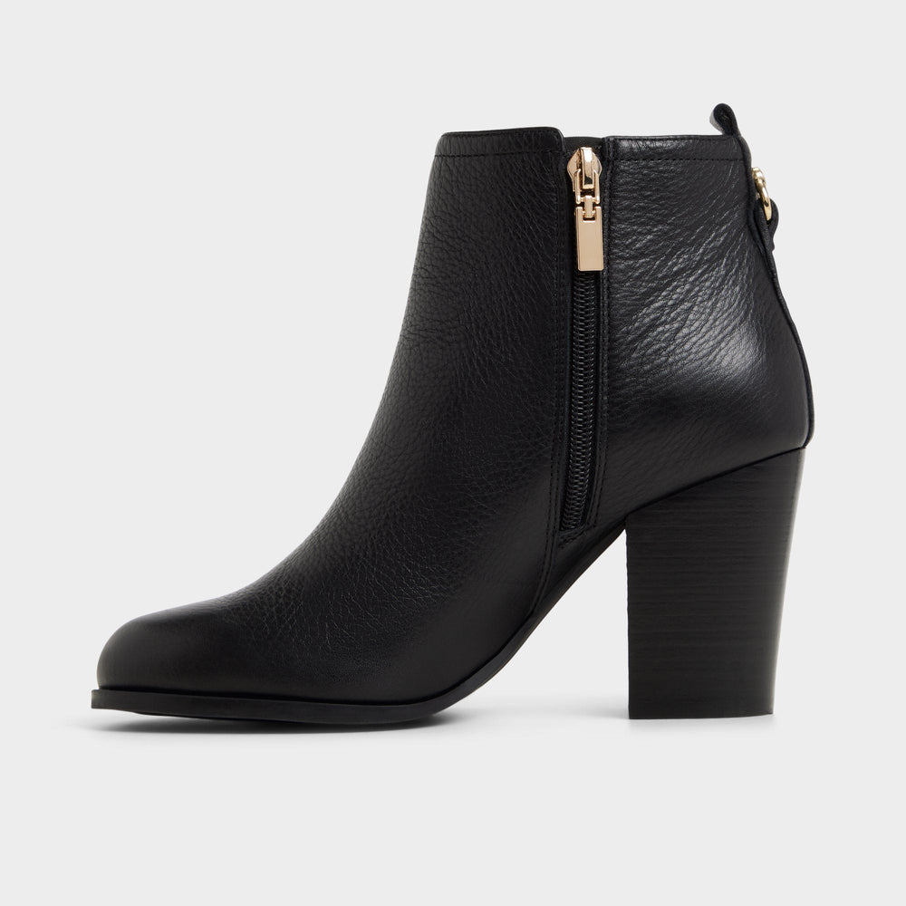 Noemia in Black - Ankle boot, Block heel