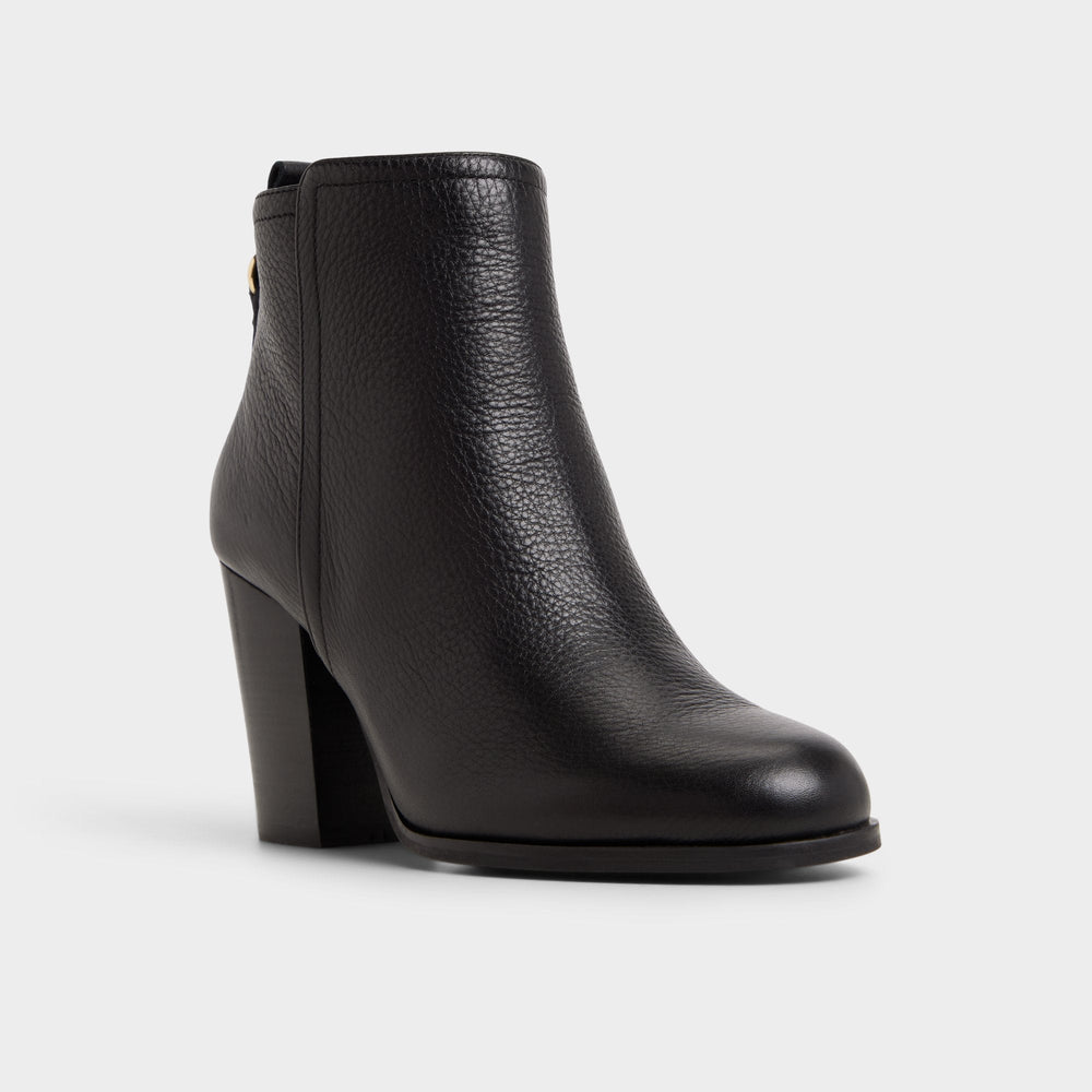 Noemia in Black - Ankle boot, Block heel