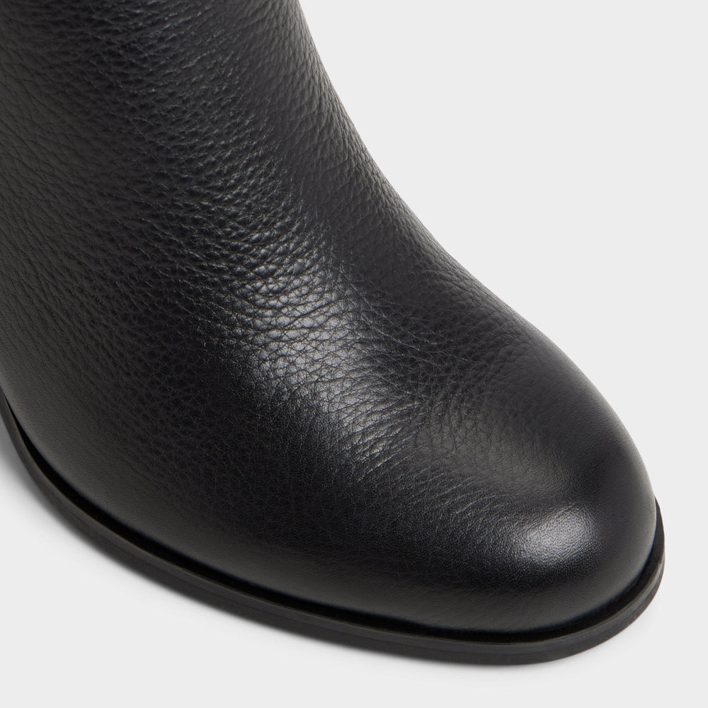 Noemia in Black - Ankle boot, Block heel