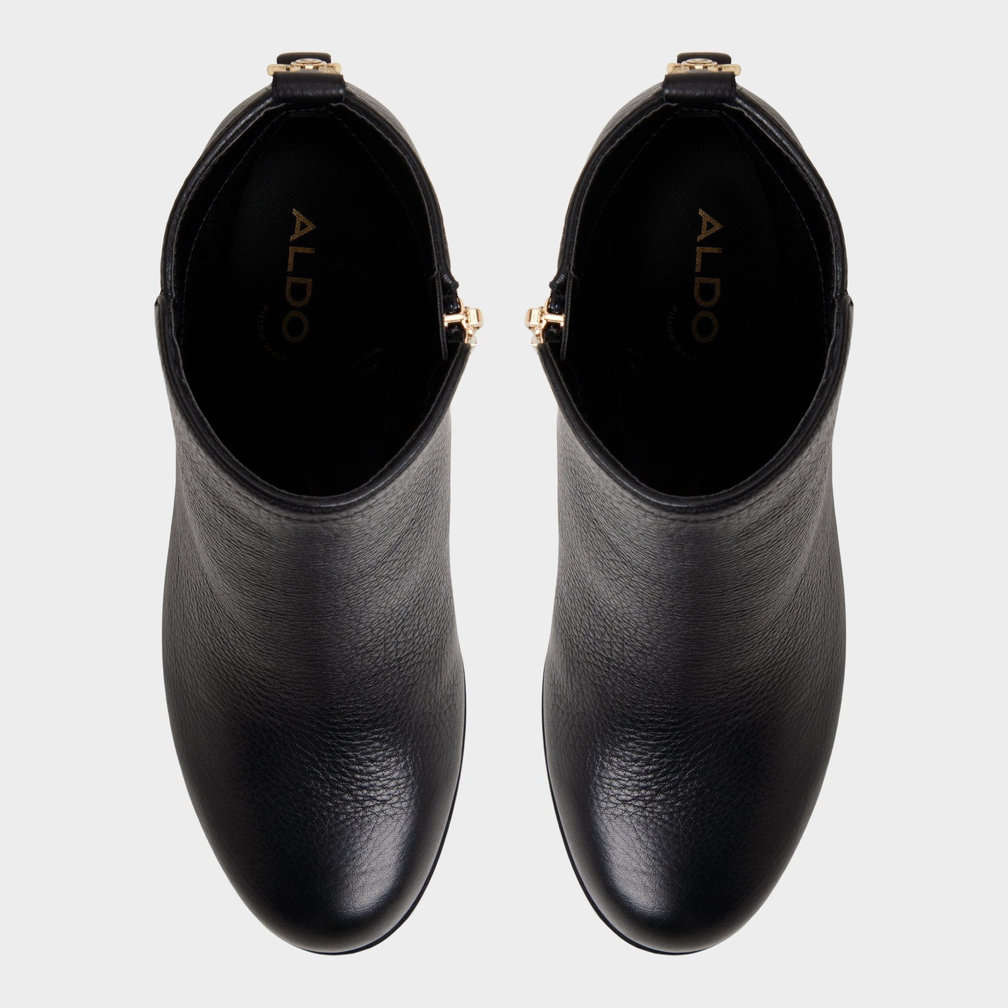 Noemia in Black - Ankle boot, Block heel