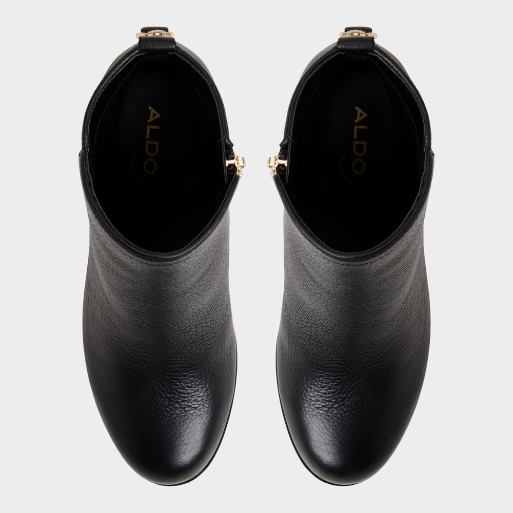 Noemia in Black - Ankle boot, Block heel