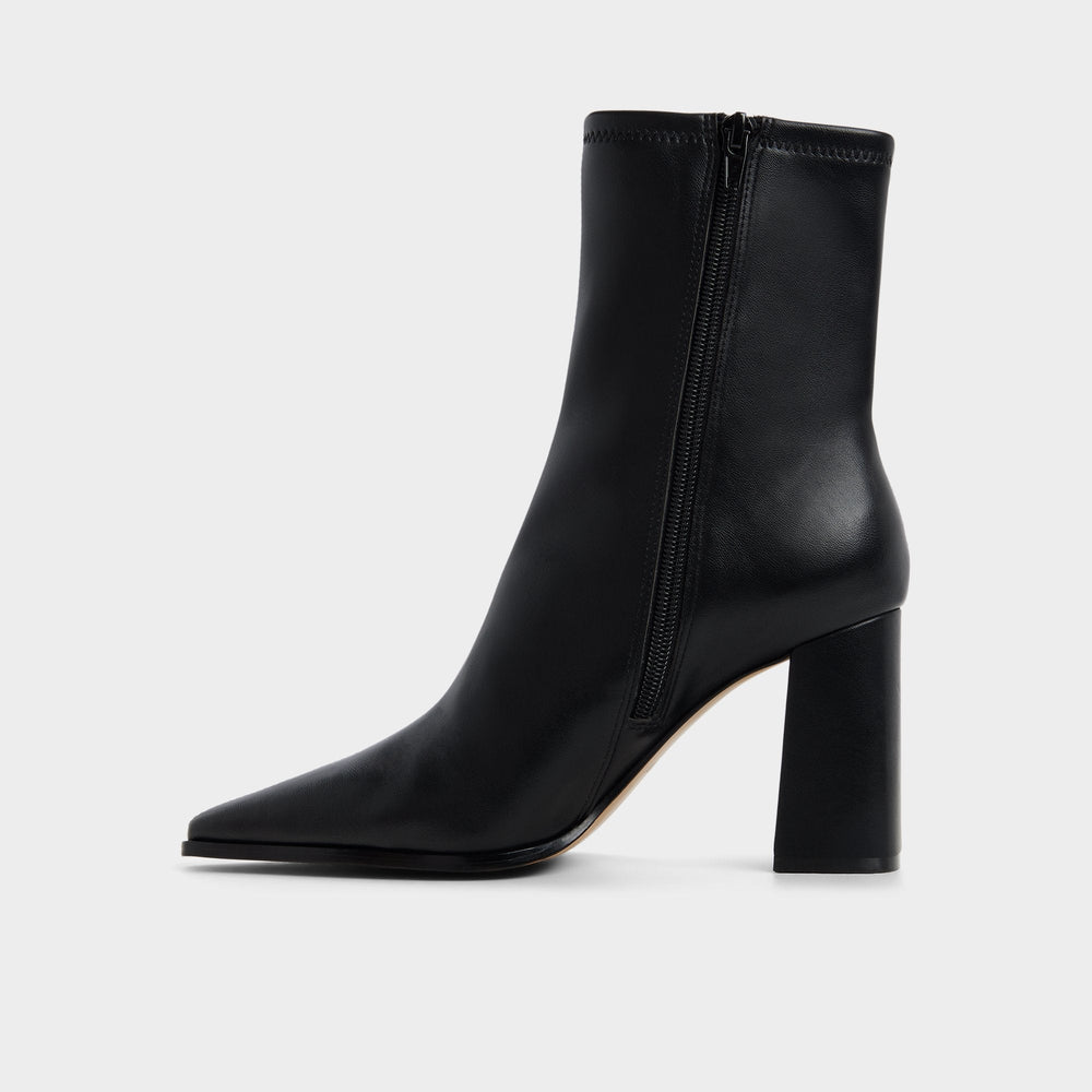 Figgy in Black - Ankle boot, Block heel