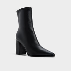 Figgy in Black - Ankle boot, Block heel