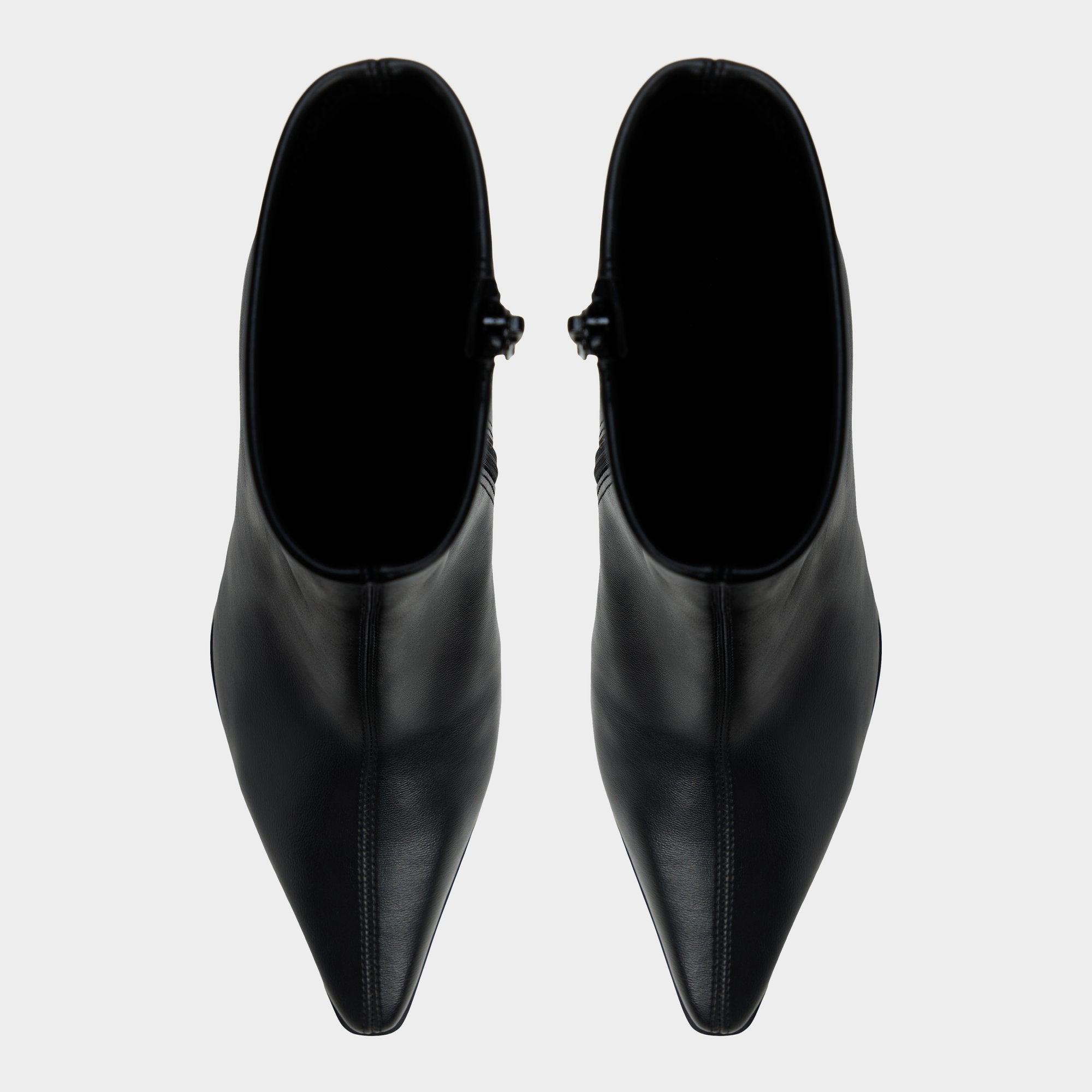 Figgy in Black - Ankle boot, Block heel