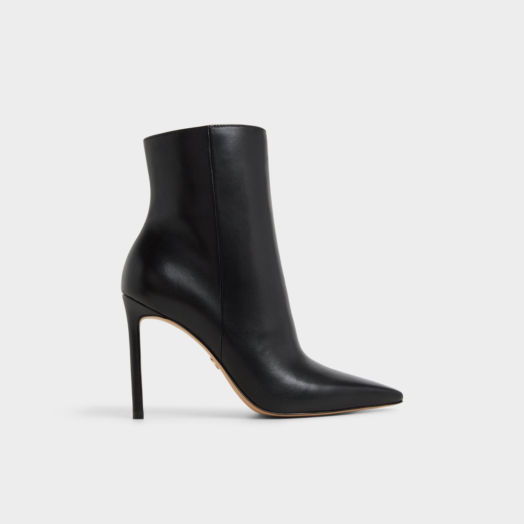 Guavaberry in Black - Ankle boot, Stiletto heel