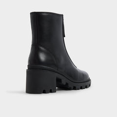 Merielle in Black - Ankle boot, Lug sole