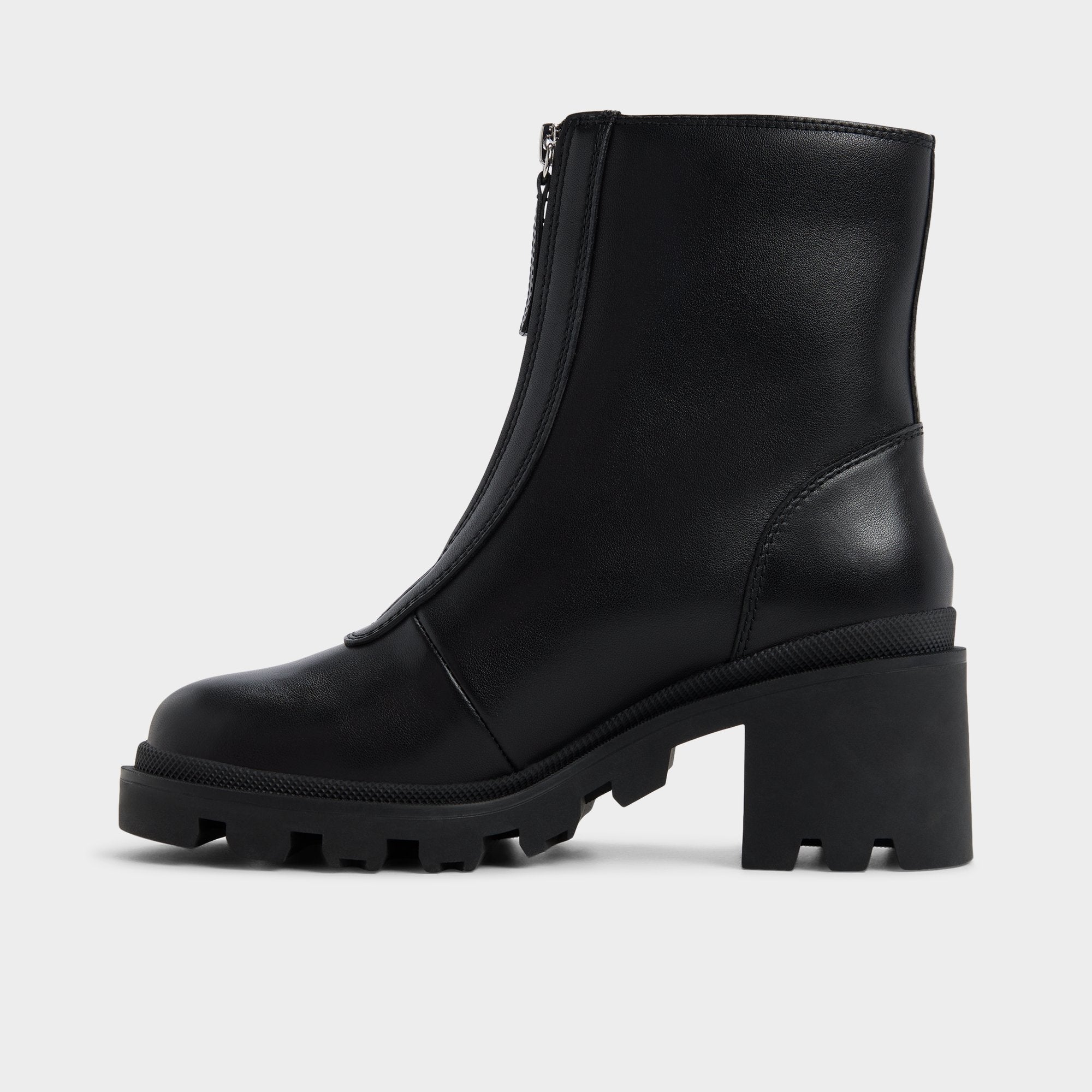 Merielle in Black - Ankle boot, Lug sole