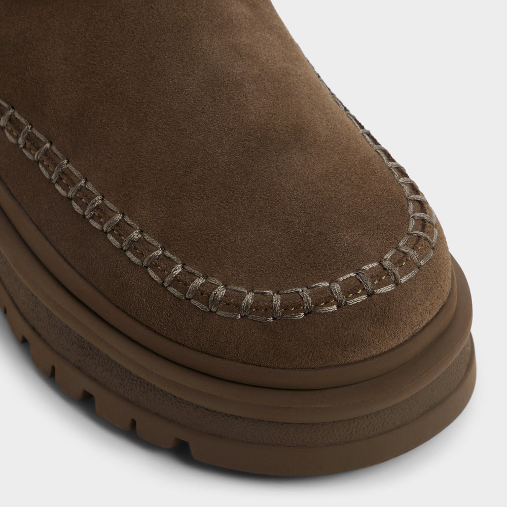 Milanie in Dark Green - Ankle boot, Lug sole