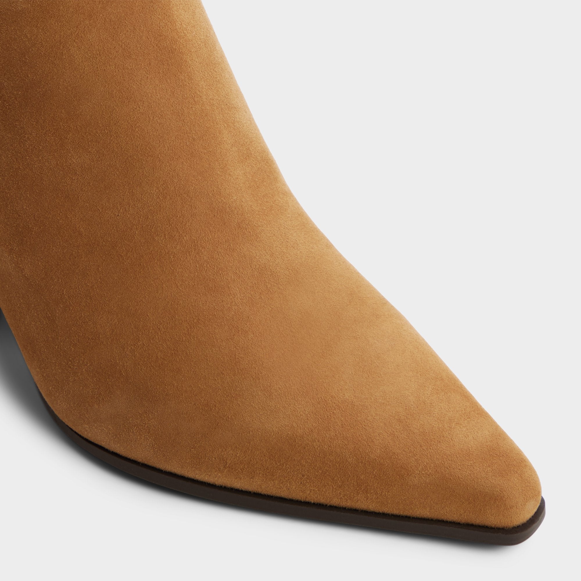 Shaniah in Light Brown - Ankle boot, Block heel