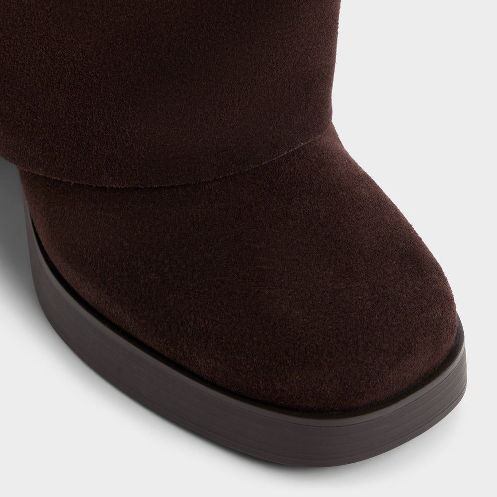 Maeveh in Dark Brown - Knee-high boot, Platform