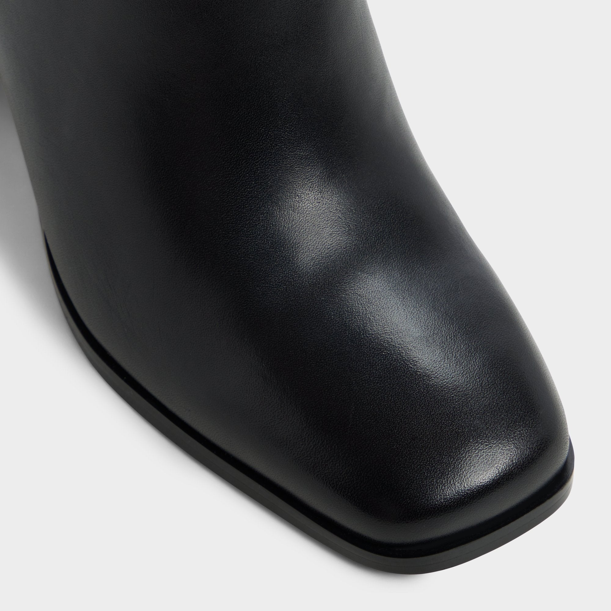 Elyze in Black - Knee-high boot, Block heel