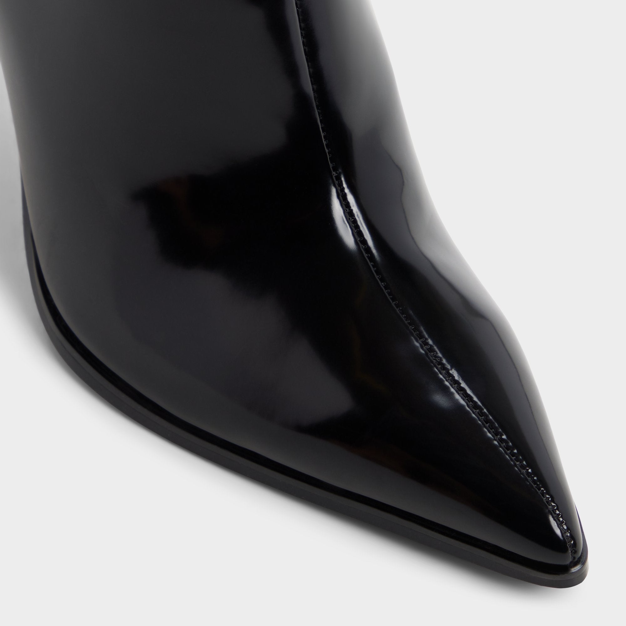 Maellie in Black - Knee-high boot, Stiletto heel