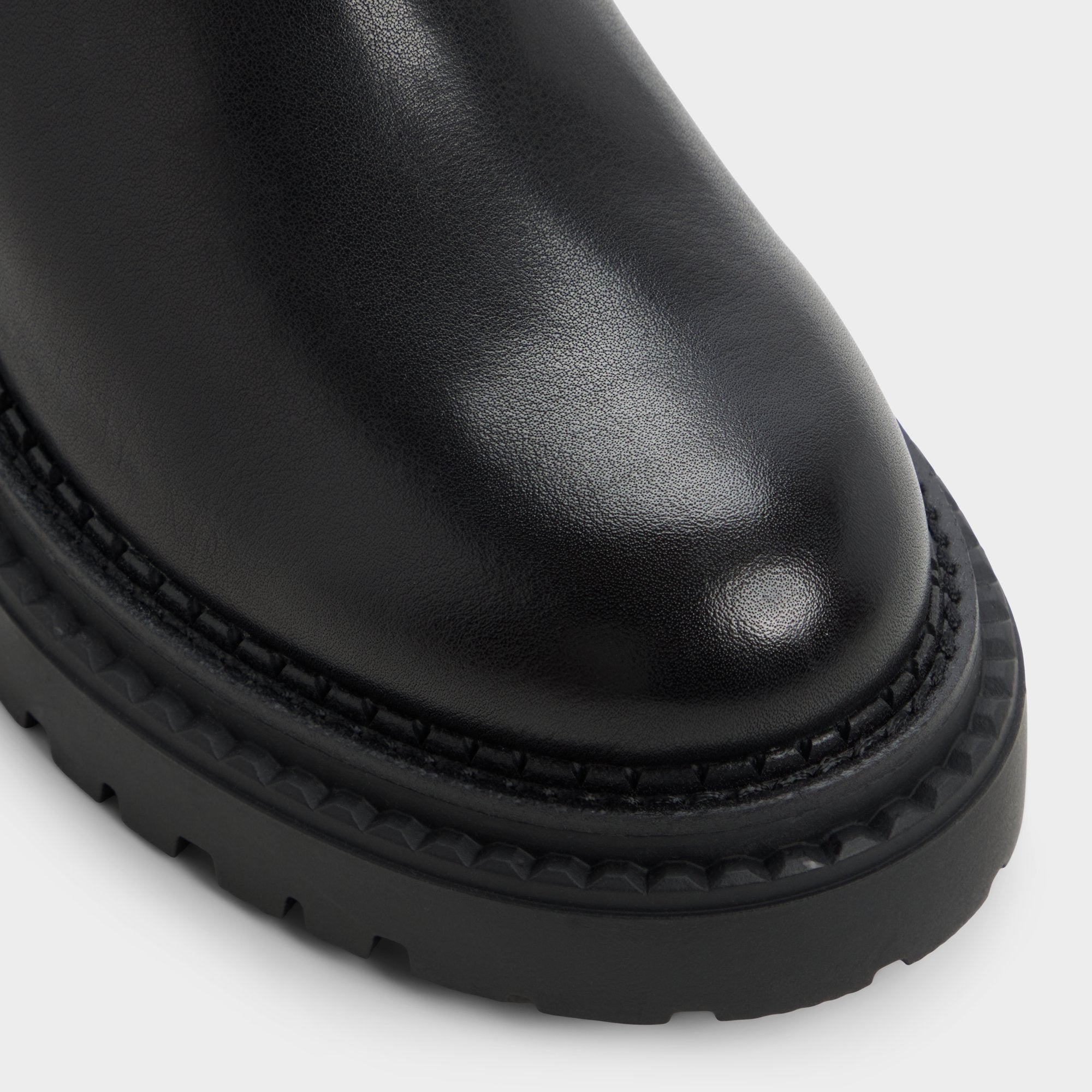Bestina in Black - Chelsea boot, Lug sole