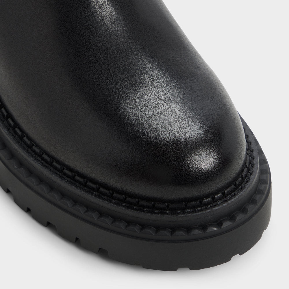 Bestina in Black - Chelsea boot, Lug sole