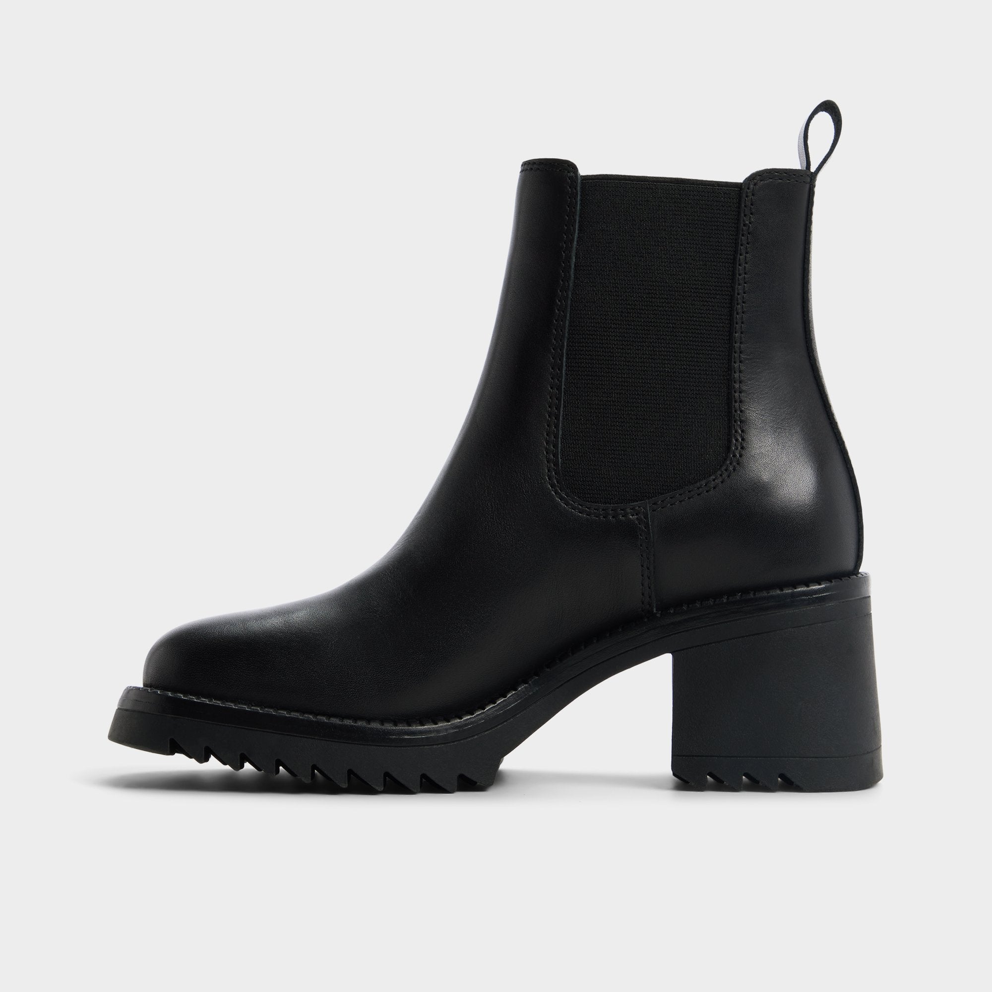Anneliese in Black - Chelsea boot, Lug sole