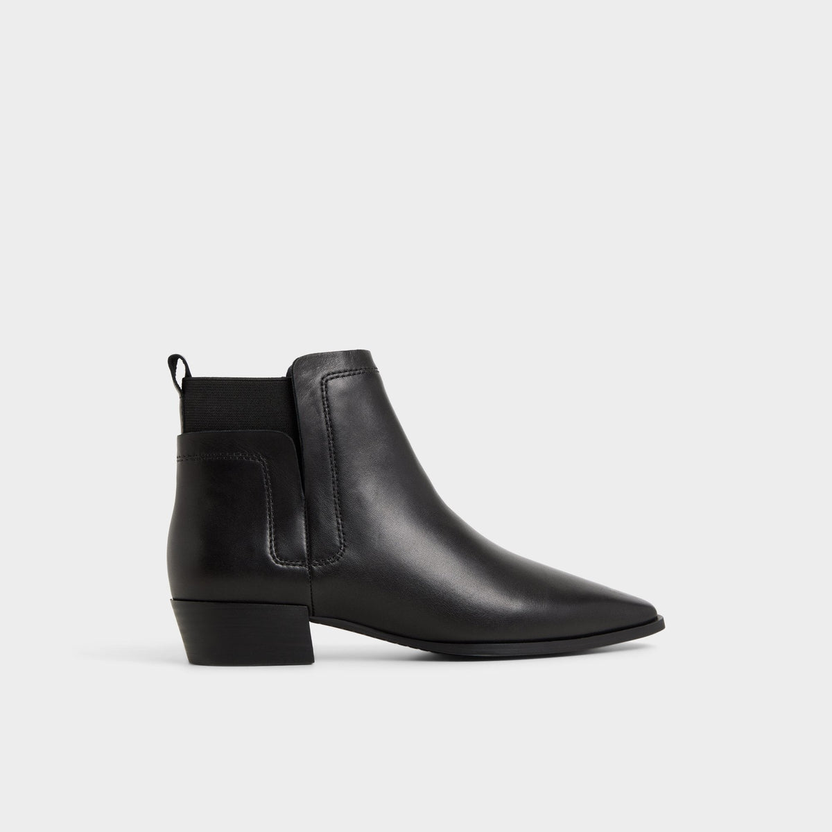 Raneldar in Black - Chelsea boot, Block heel