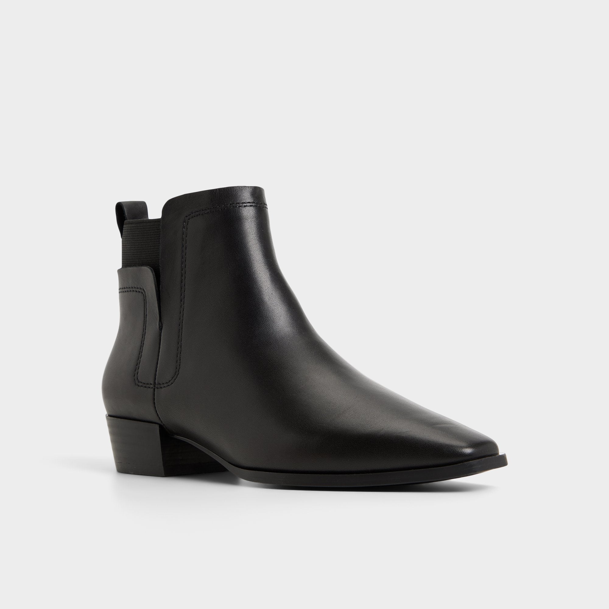 Raneldar in Black - Chelsea boot, Block heel