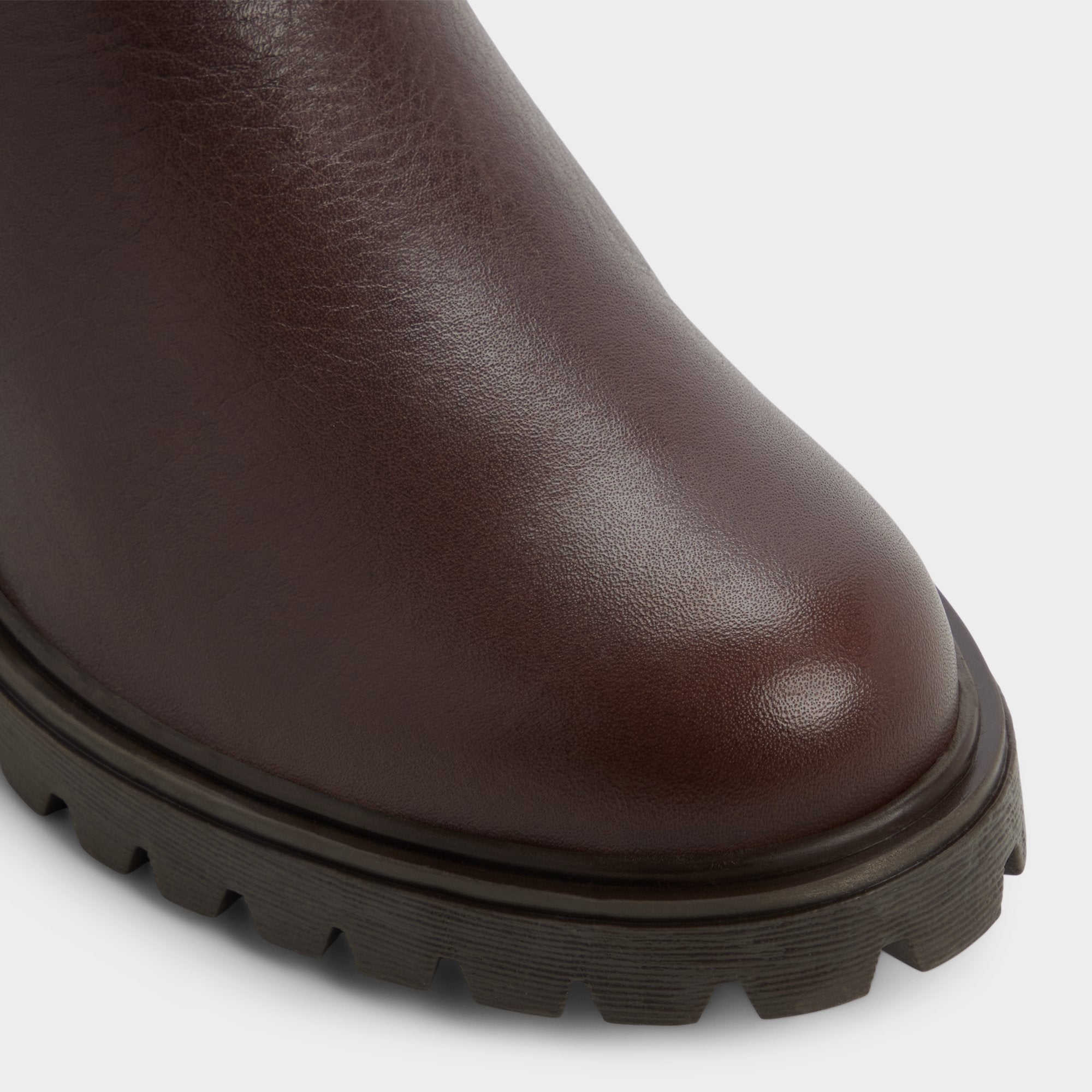 Adalitlan in Medium Brown - Chelsea boot, Lug sole