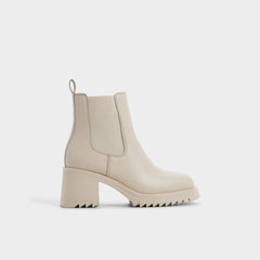 Anneliese in Other White - Chelsea boot, Lug sole