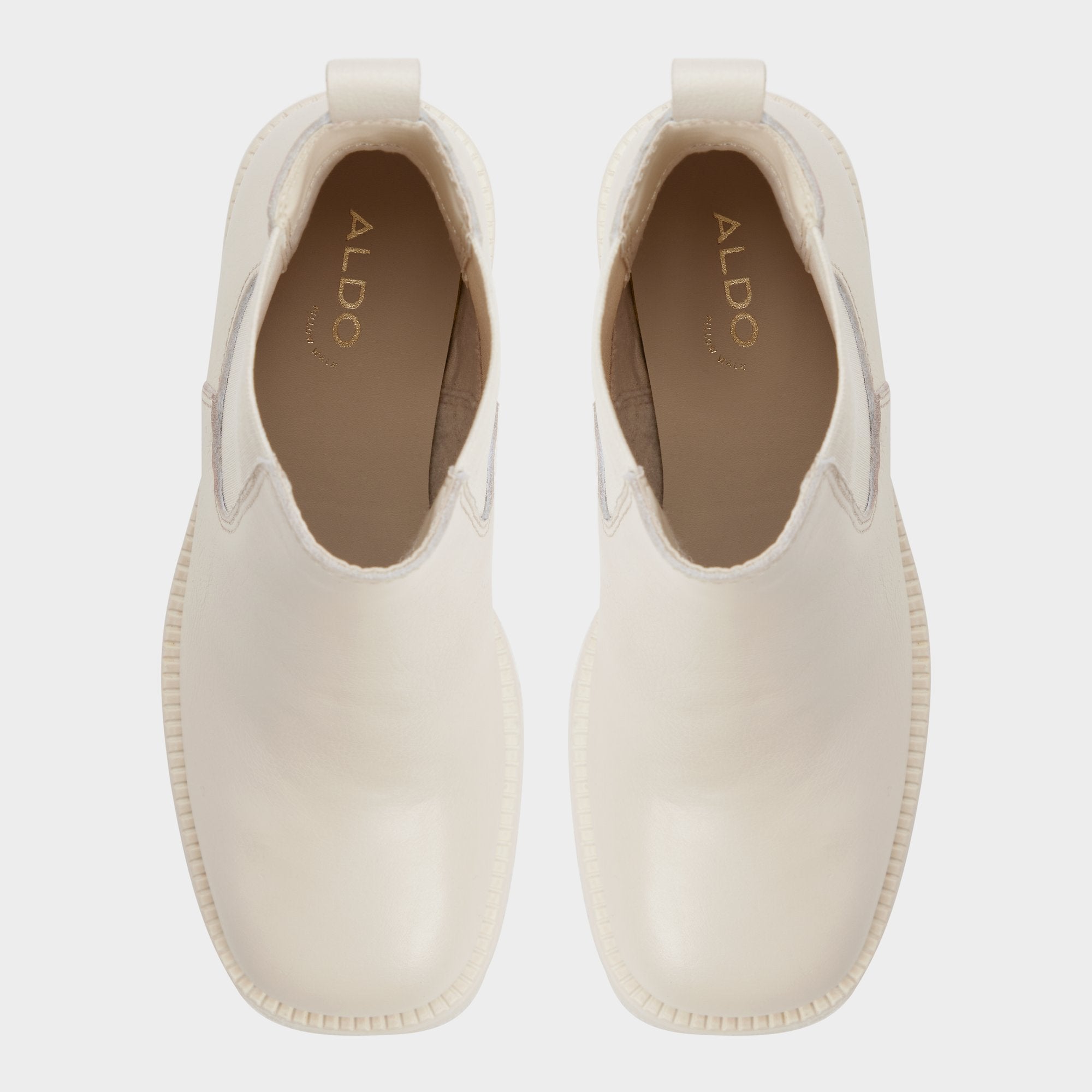 Anneliese in Other White - Chelsea boot, Lug sole