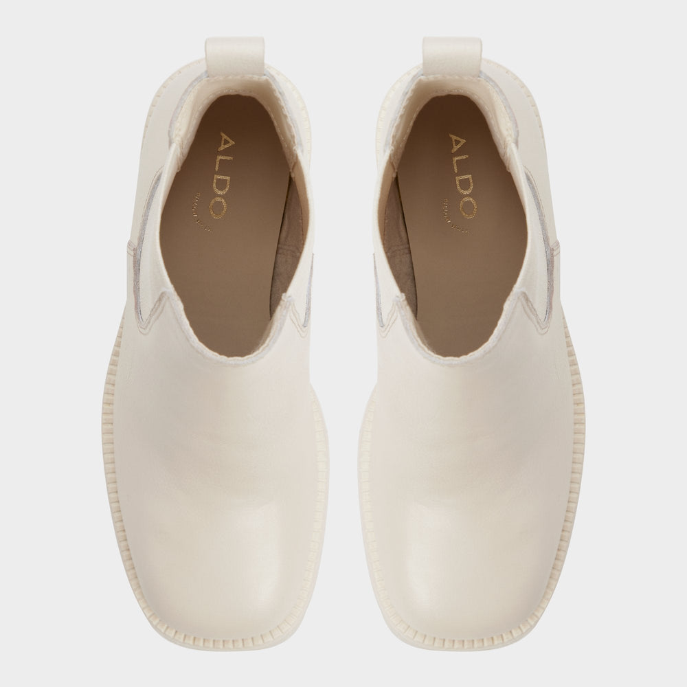 Anneliese in Other White - Chelsea boot, Lug sole