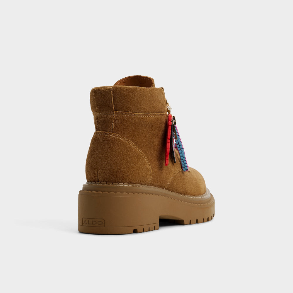 Therift in Sand - Women's hiking boot