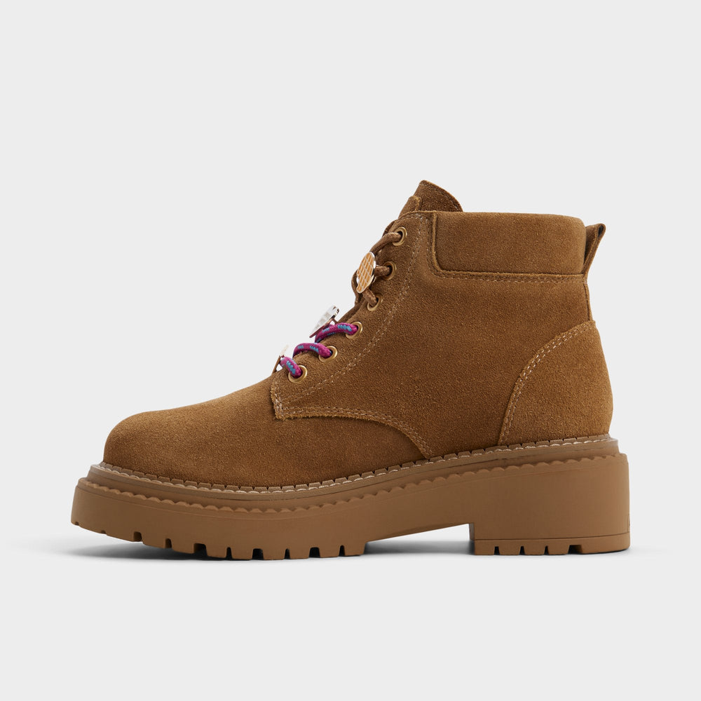 Therift in Sand - Women's hiking boot