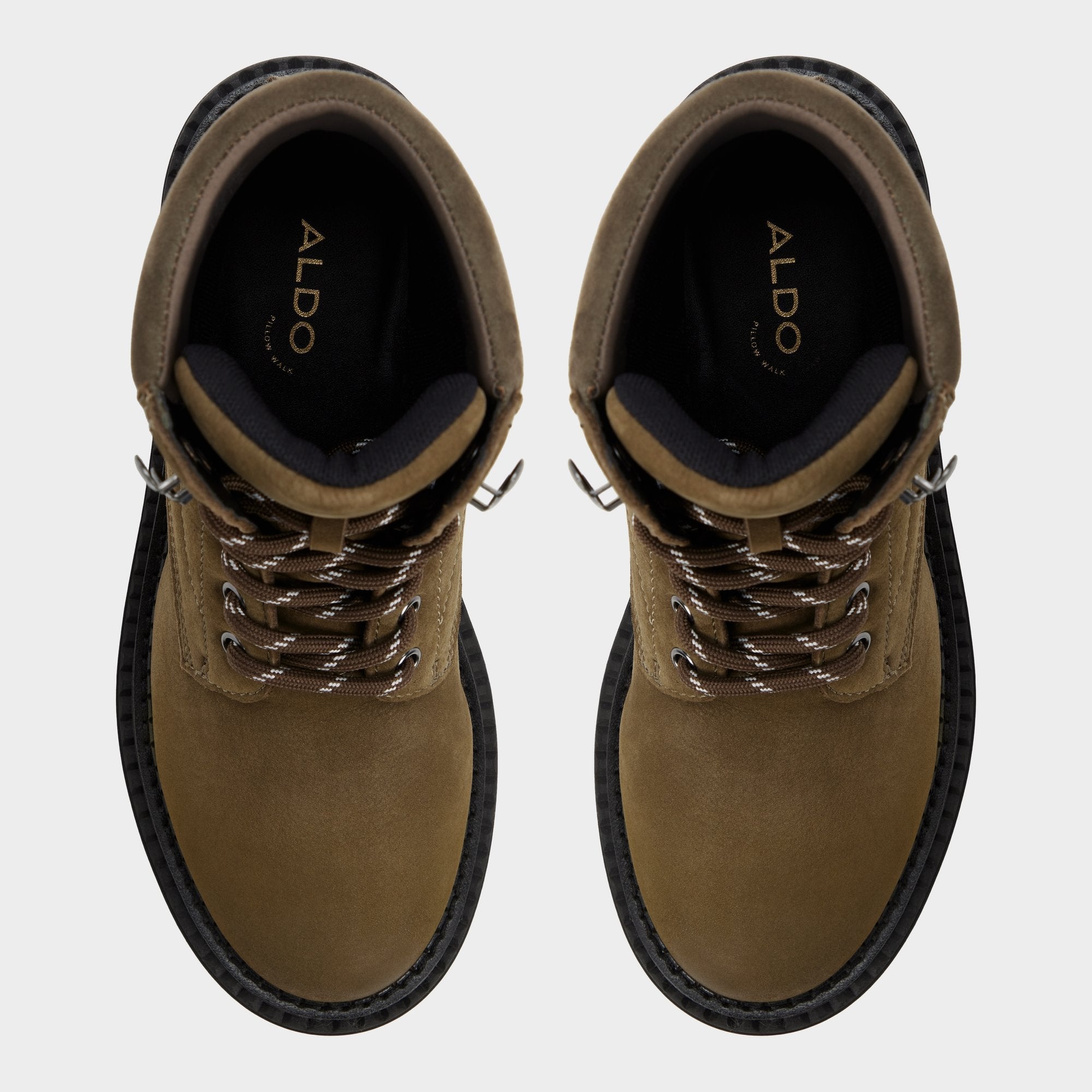Lewellan in Dark Green - Hiking boot, Lug sole