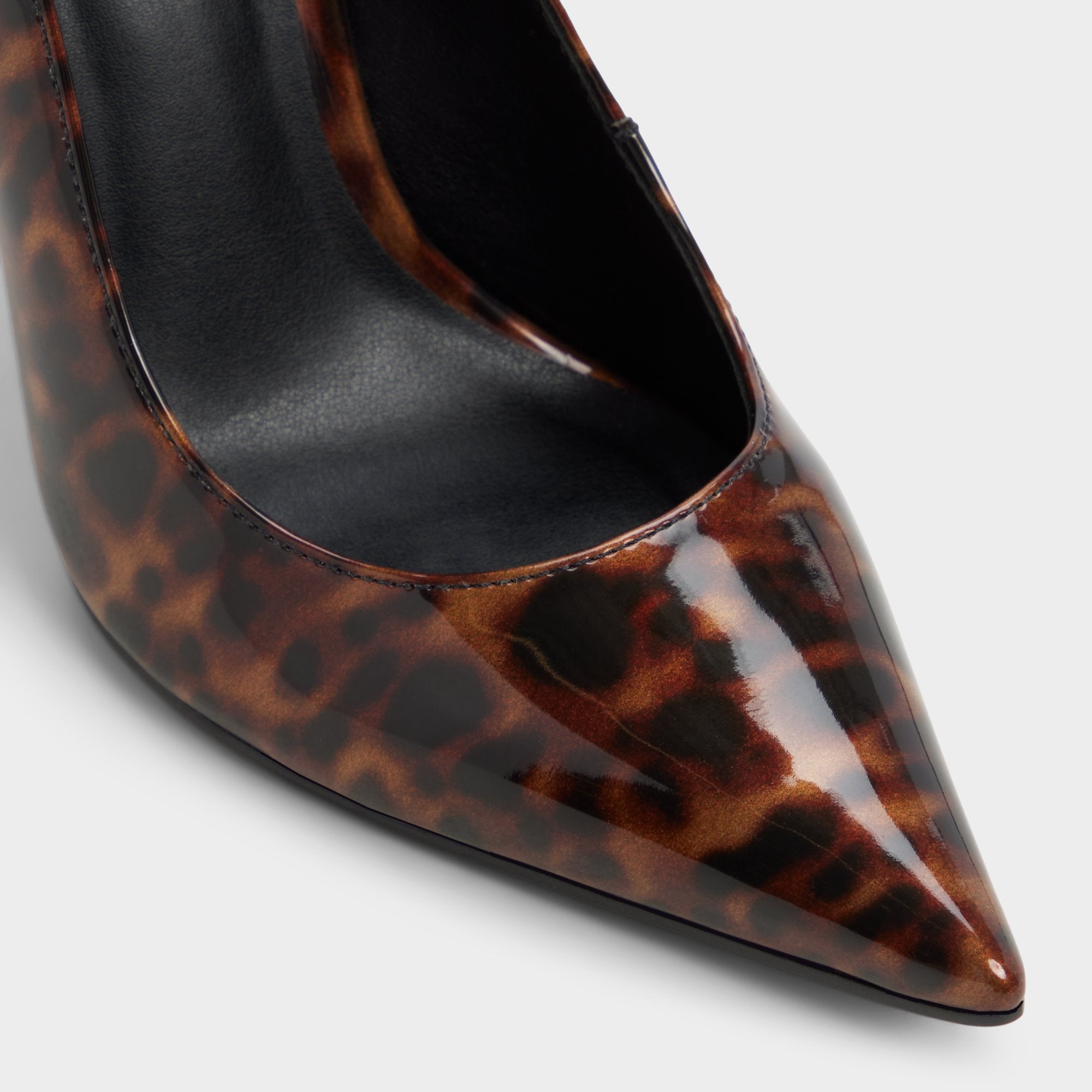 Antigua in Open Brown - Pump, Stiletto heel