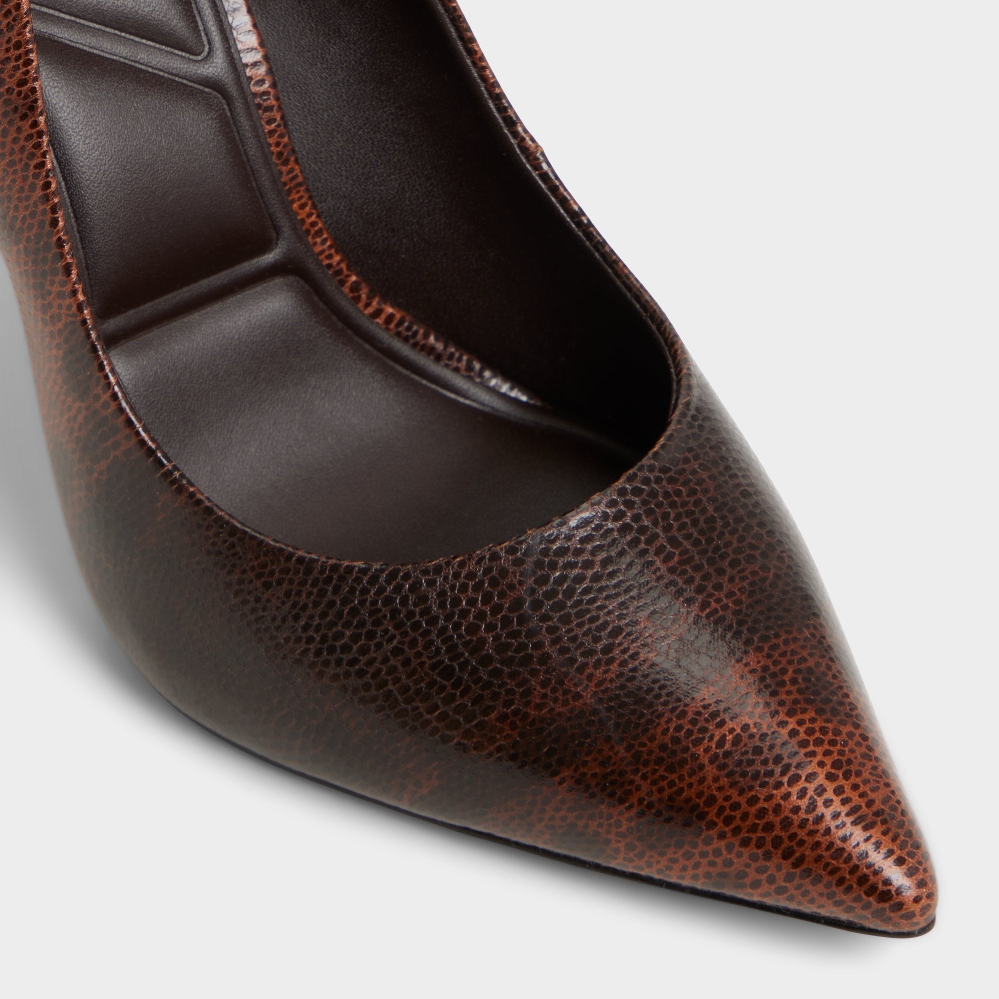 Stessy2 in 0 Open Brown - Pump, Stiletto heel