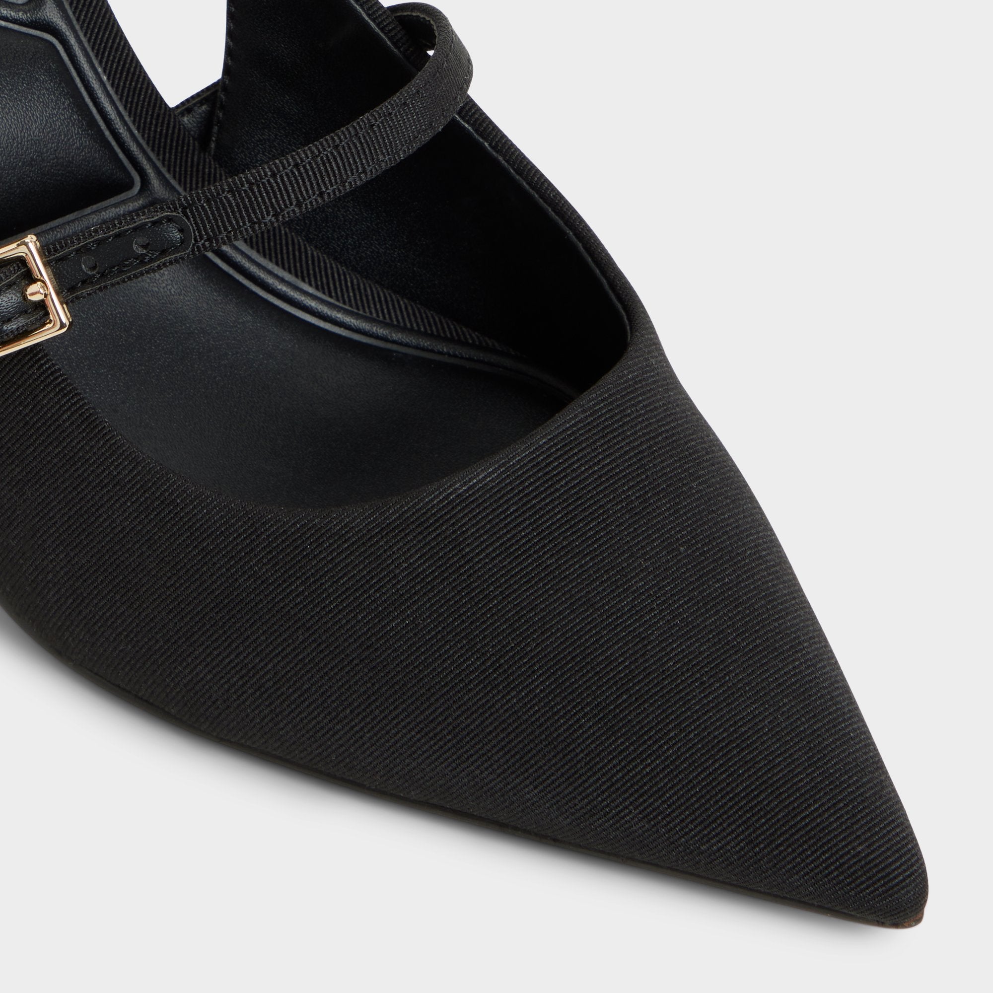 Vestian in Black 14119843 - Slingback heel, Block heel