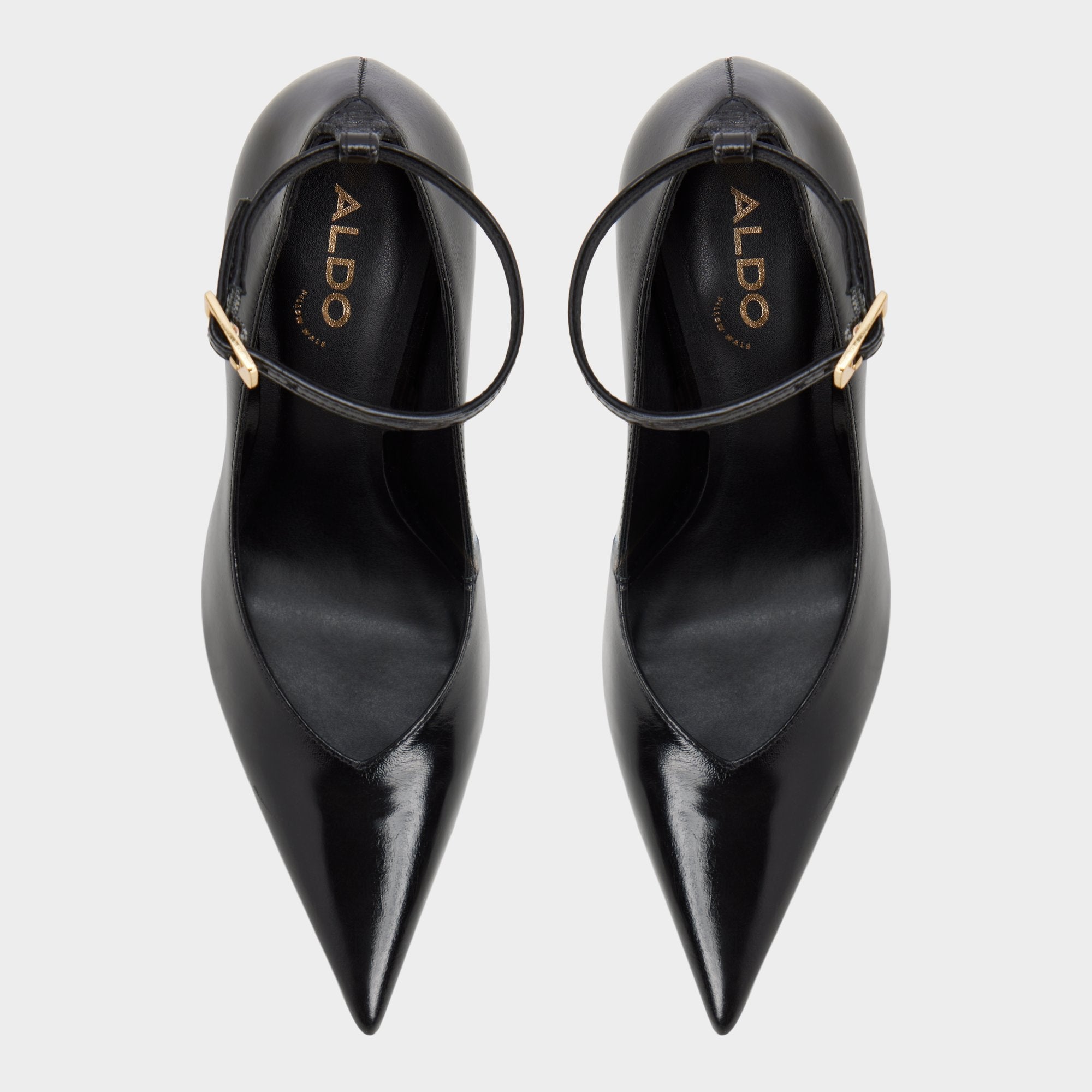 Zaira in Black - Pump, Stiletto heel