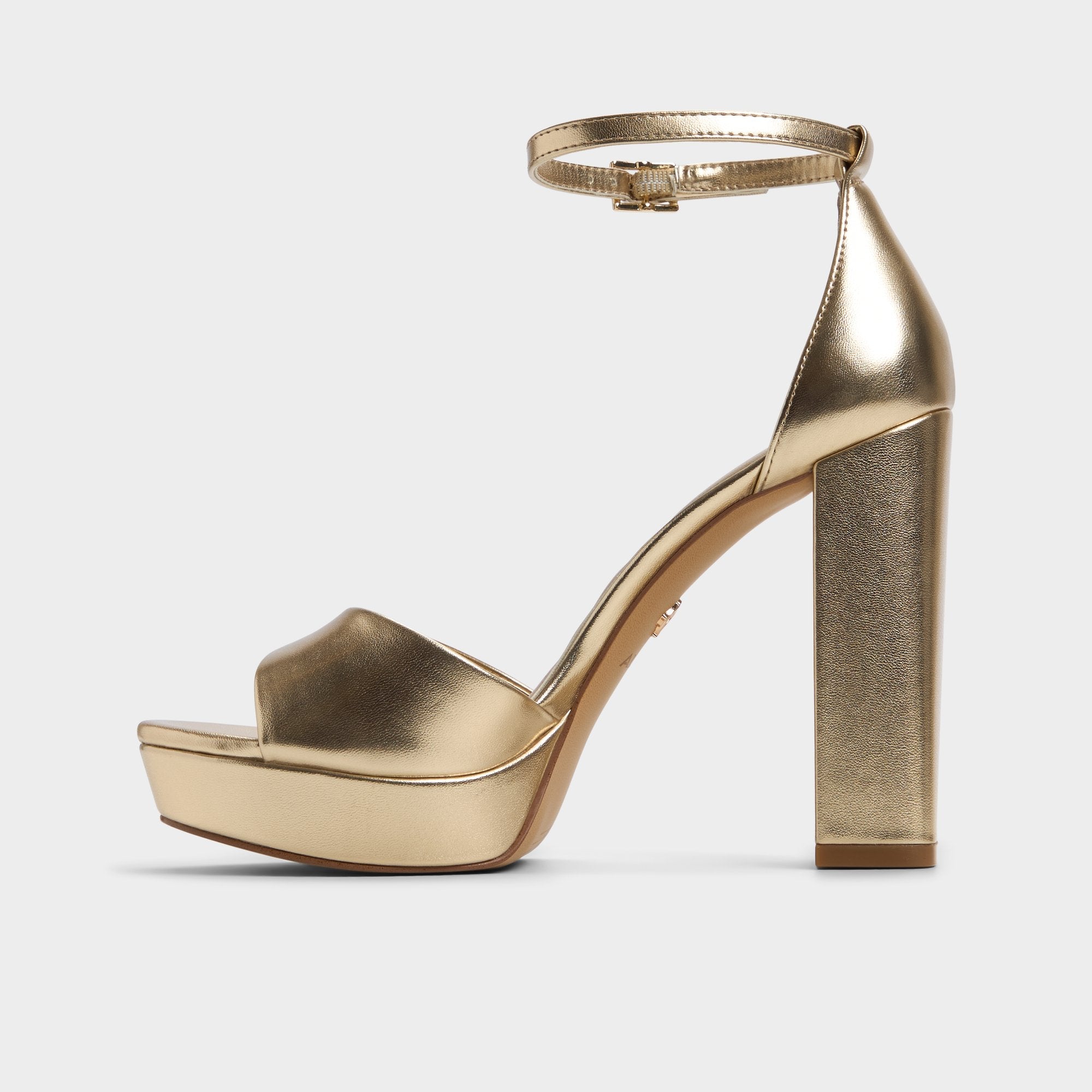 Enaegyn 2.0 in Gold - Strappy heeled sandal, Platform