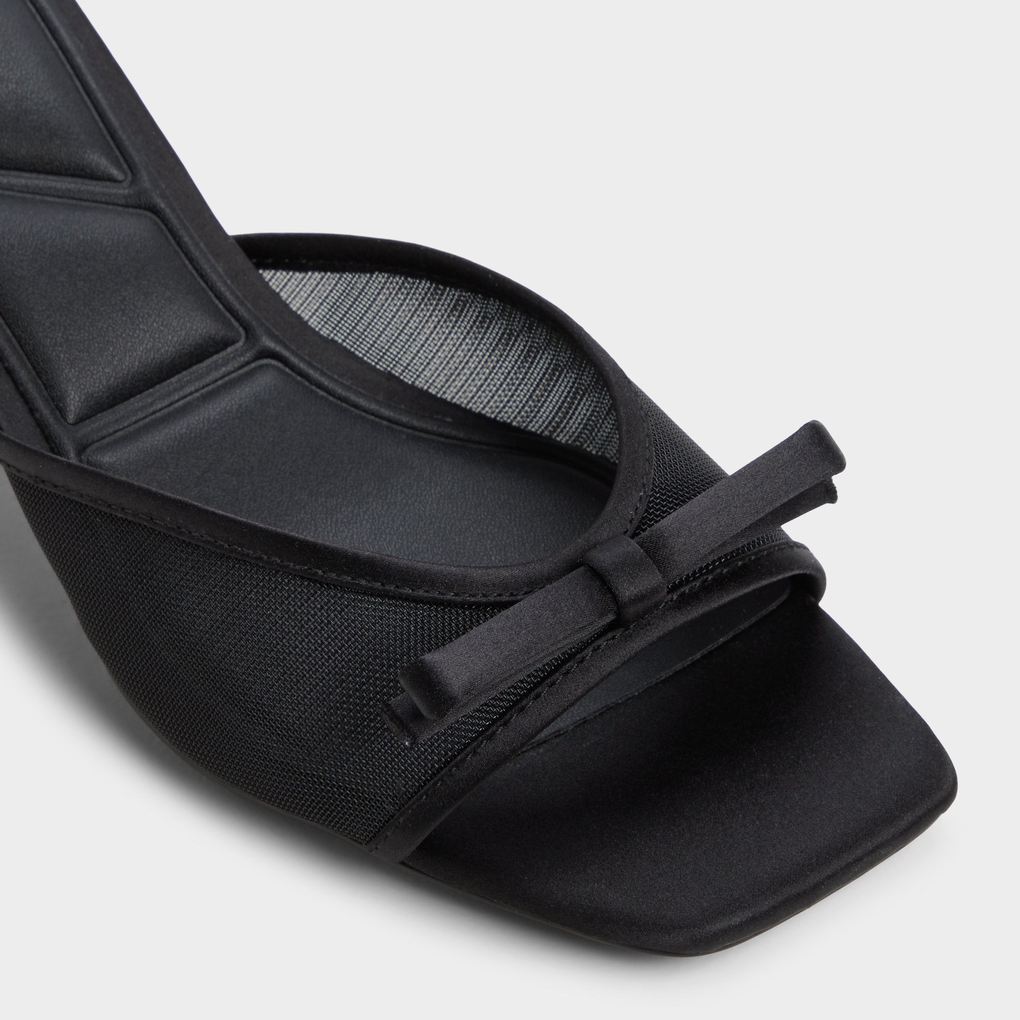 Begoniaa Black Women's Heeled mules - Heeled mule, Kitten heel
