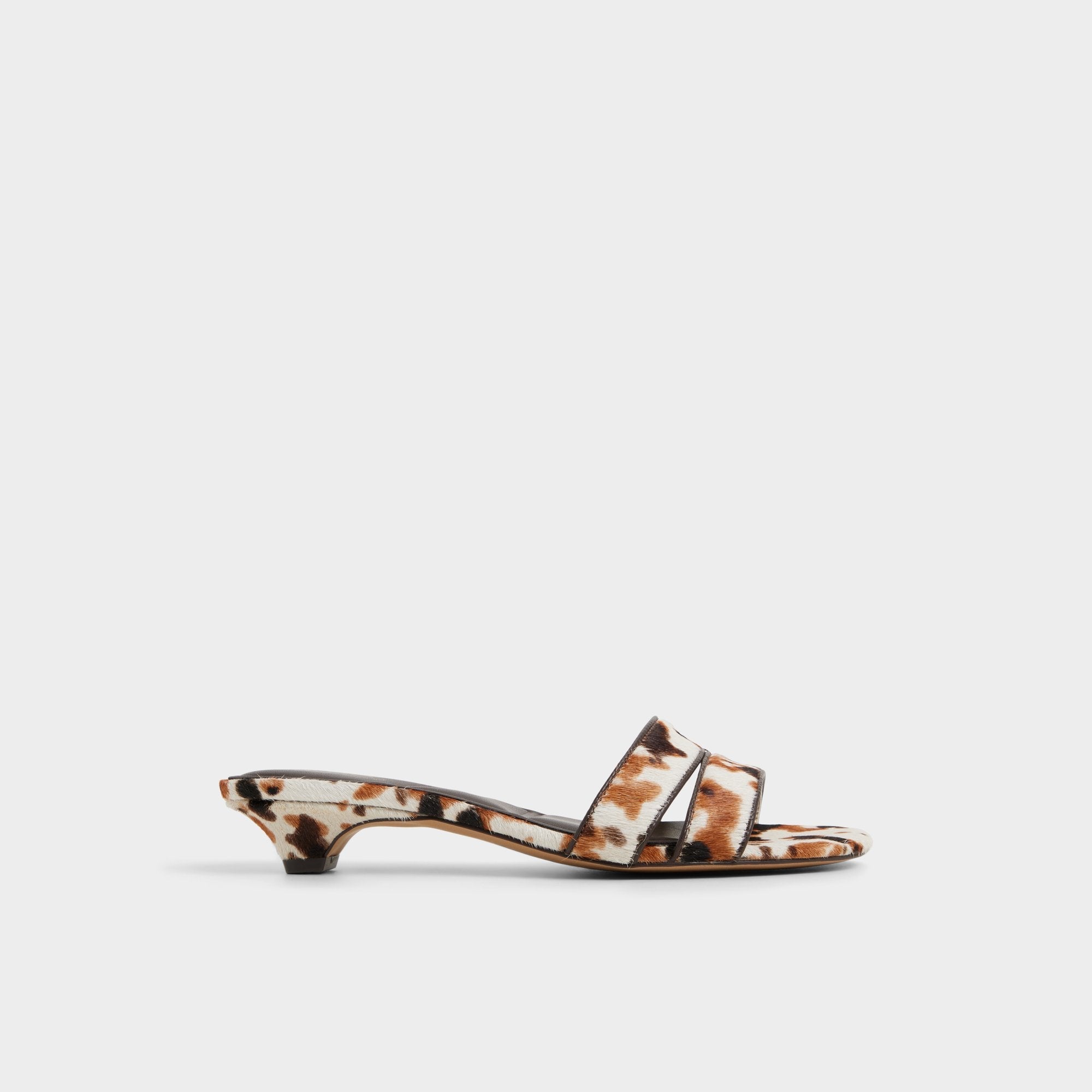 Scarletta White/Black Women's Heeled mules - Heeled mule, Kitten heel