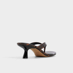 Jump in Open Brown - Heeled flip flop, Kitten heel