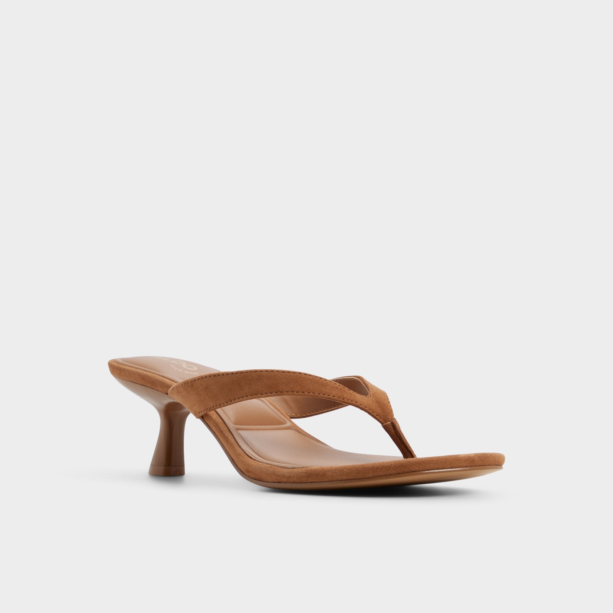 Jump in Medium Brown - Heeled flip flop, Kitten heel