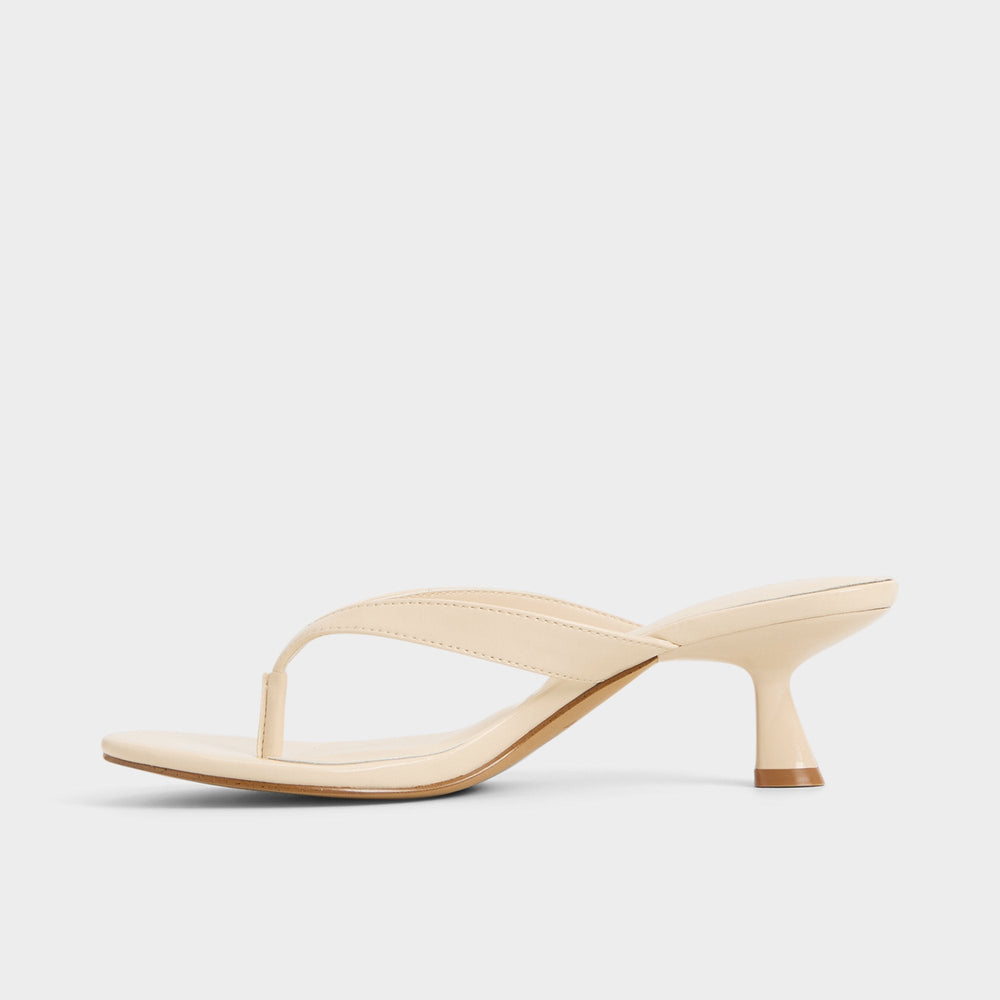 Jump in Cream - Heeled flip flop, Kitten heel
