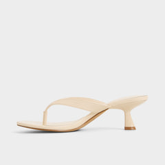 Jump in Cream - Heeled flip flop, Kitten heel